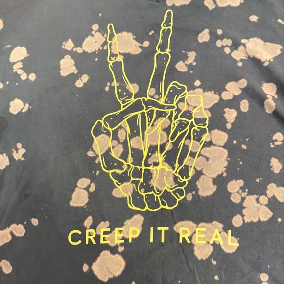 🚨LAST CHANCE🚨 Like Love Creep it real tee - Picture 6 of 7